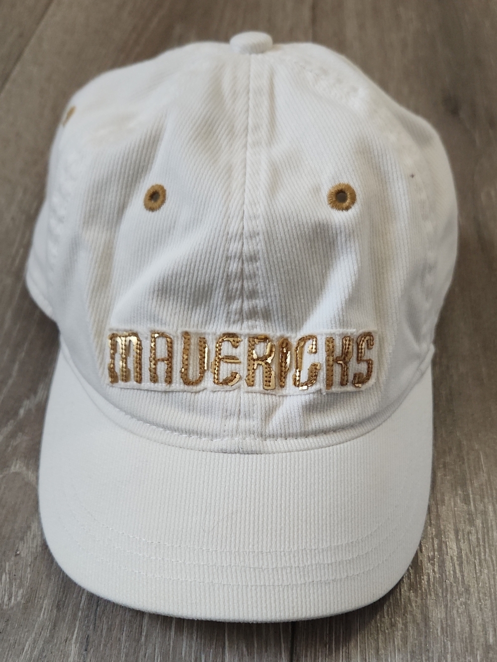 adidas x NBA Dallas Mavericks White Corduroy Sequin Hat Cap 100% Cotton